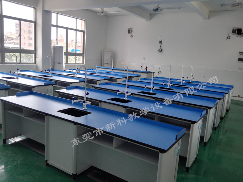 <a href='http://www.ahmjh.cn/chanpin/53-1.html' target='1' style='font-size:18px; font-weight:bold; color:#000000;'>科學實驗室</a>