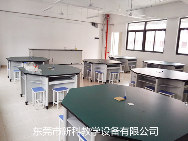 <a href='http://www.ahmjh.cn/' target='1' style='font-size:14px; font-weight:bold; color:#0080ff;'>物理實(shí)驗(yàn)室</a>設(shè)備